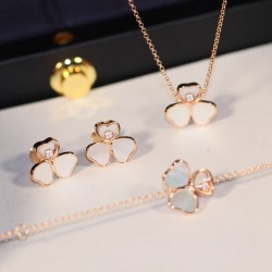 High Quality V Gold Luxury Brand Women Earrings Neckalce Bracelet Rings Fine Bijoux Mother Pearl Shell Happy Heart Jewelry Sets